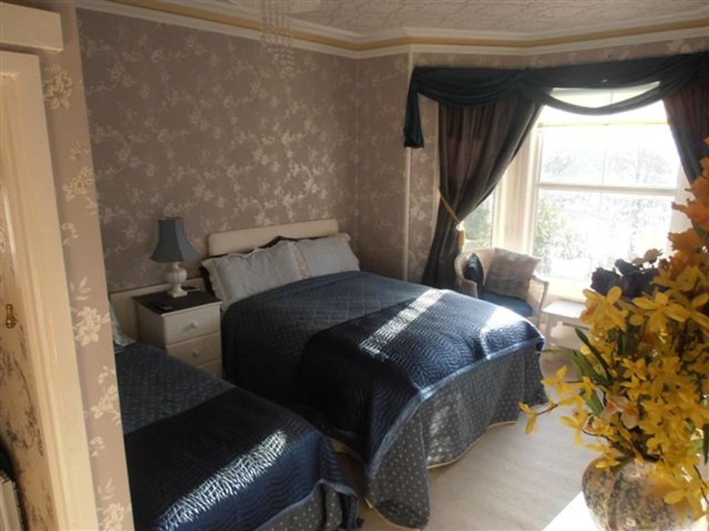 Riverside Guest House موربيث الغرفة الصورة
